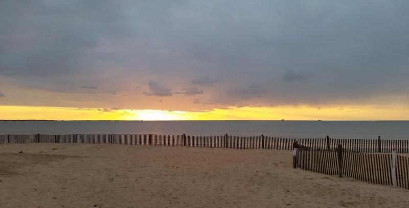 Les Flots - Hotel Et Restaurant Face A L'Ocean - Châtelaillon-Plage 외부 사진